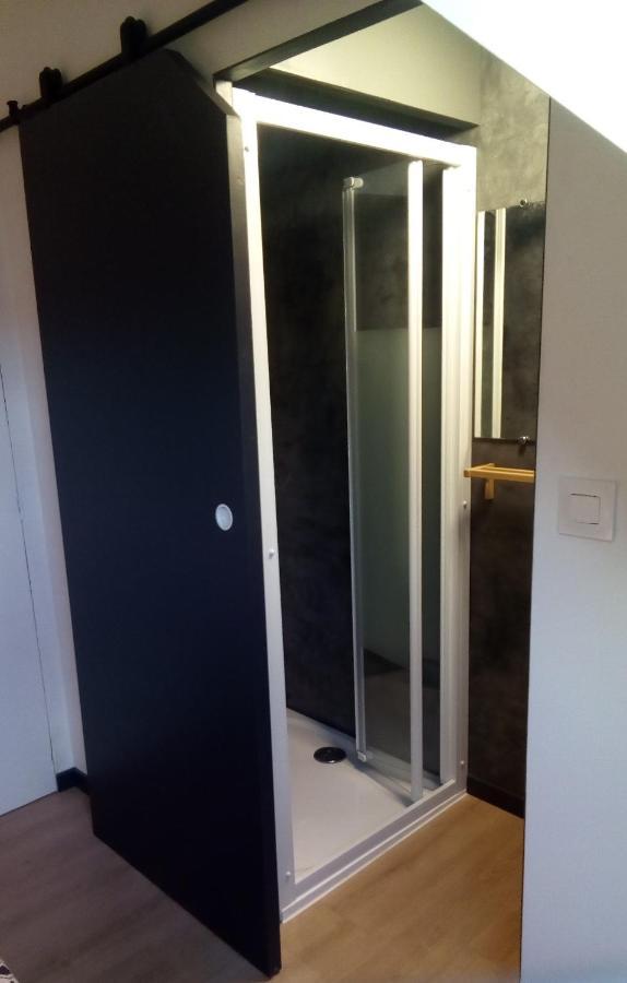 Les Appartements Du 31 - Centre Ville - 3E Etage - 35M2 Quimper Exterior photo